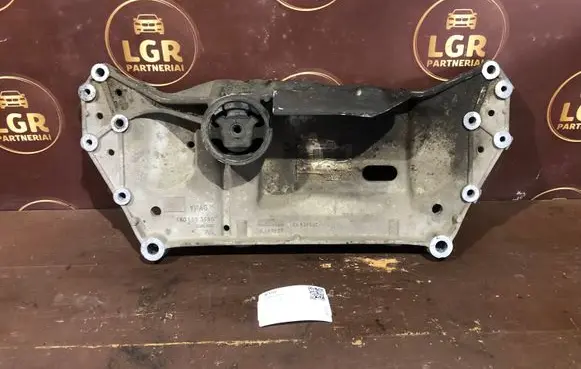 Skoda Octavia Mk2 (1Z) Front subframe 1K0199369G