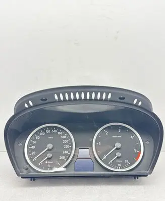 BMW 5 E60 E61 Speedometer (instrument cluster) 6983153 62116983153