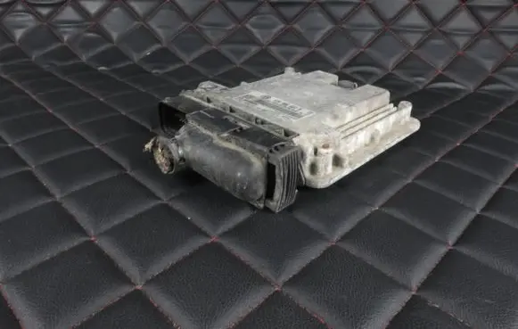 Volkswagen Crafter Engine control unit/module 0281016821 076906022N 1039S43373