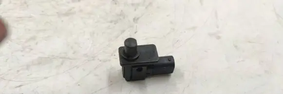 BMW X3 E83 Bonnet alarm switch sensor 8352229