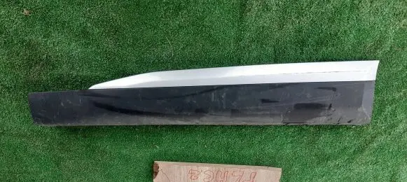 Peugeot 2008 II Front door trim (molding) 9837637180