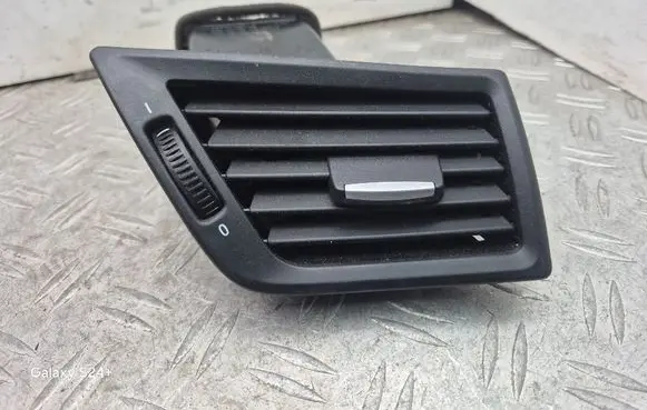 BMW X1 E84 Dashboard side air vent grill/cover trim 2991234 64222991234 2991680