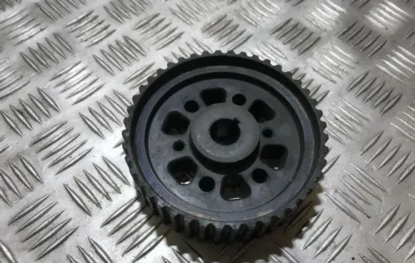 Nissan Almera Tino Crankshaft pulley rf2a