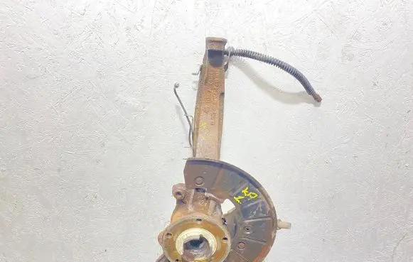 Audi Q7 4L Front wheel hub spindle knuckle 7L0407257A
