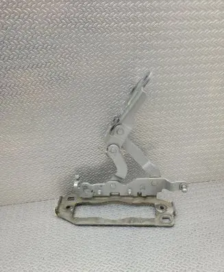 Mercedes-Benz CLS C218 X218 Engine bonnet/hood hinges A2048800828
