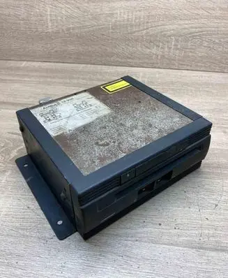 Audi A6 S6 C5 4B Navigation unit CD/DVD player 8631113912