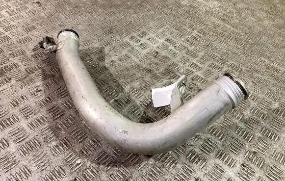Volvo XC90 Intercooler hose/pipe 31370288
