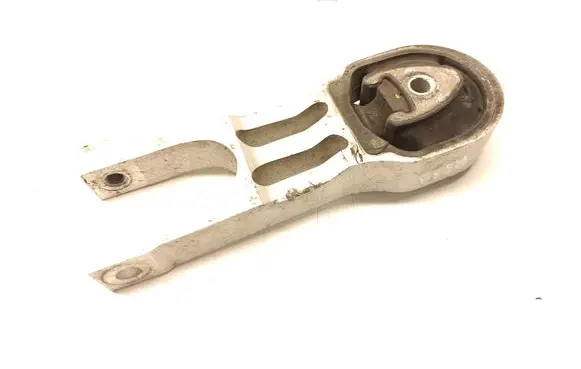 Toyota Proace Engine mount bracket 9830304680