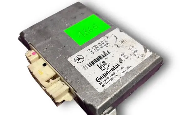Mercedes-Benz CLS C218 X218 Central body control module A0009004601