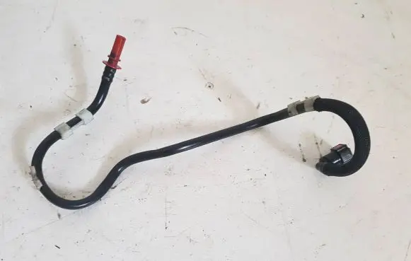 Opel Movano B Fuel line pipe