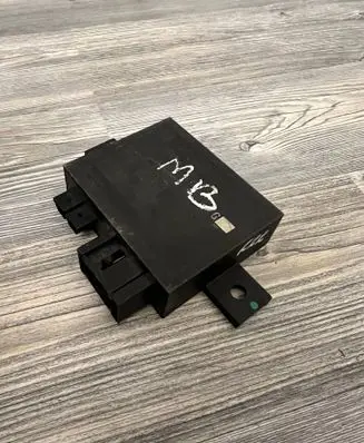 Mercedes-Benz E W210 Immobilizer control unit/module 2108203226