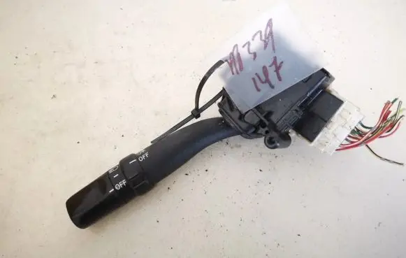 Toyota Avensis T250 Indicator stalk 173650a