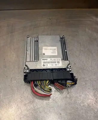BMW 1 E81 E87 Engine control unit/module 0261201159 7564910 7561834