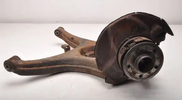 Mercedes-Benz W123 Rear wheel hub spindle/knuckle 