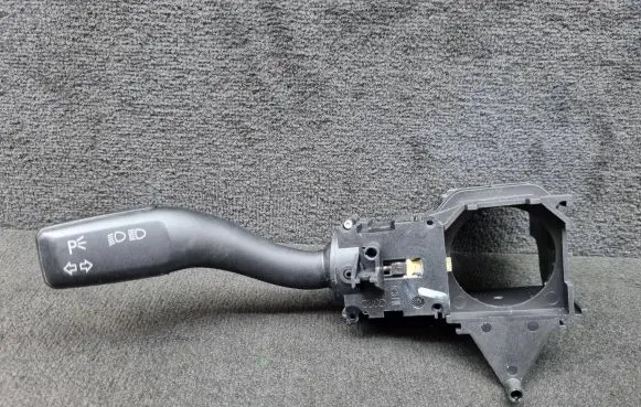 Audi A4 S4 B7 8E 8H Indicator stalk 4E0953513E