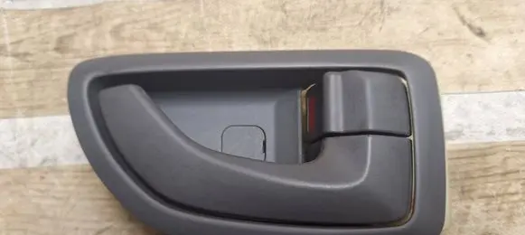 Rear door interior handle
