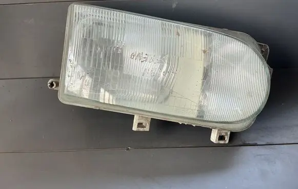 Nissan Serena Headlight/headlamp