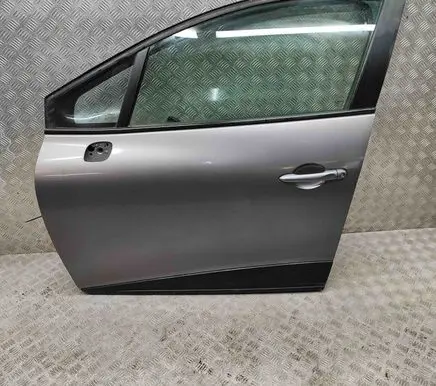 Renault Clio IV Front door 801110880R
