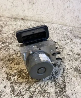 Renault Kadjar ABS Pump 476601356