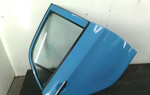 KIA Picanto Rear door 