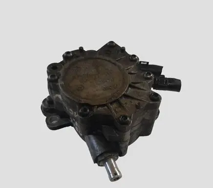Audi A4 S4 B7 8E 8H Vacuum pump 03G145209