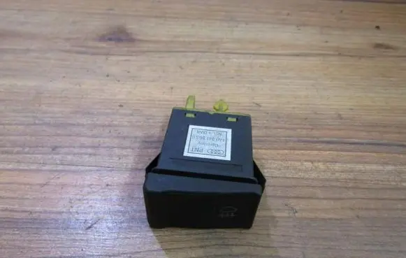 Audi A6 S6 C4 4A Fog light switch 4a0941563c