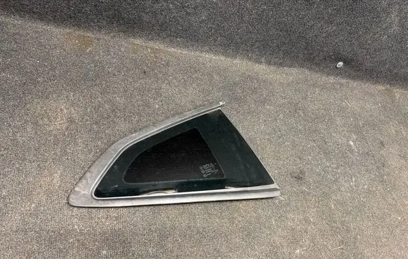 Chevrolet Camaro Rear side window 43R001238 E000218