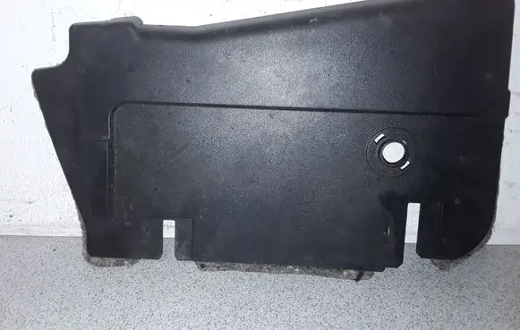 BMW 5 E39 Foot area side trim 8159734