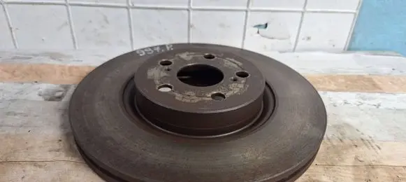 Toyota Avensis T250 Front brake disc