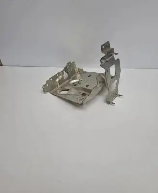 Nissan X-Trail T32 Battery tray 