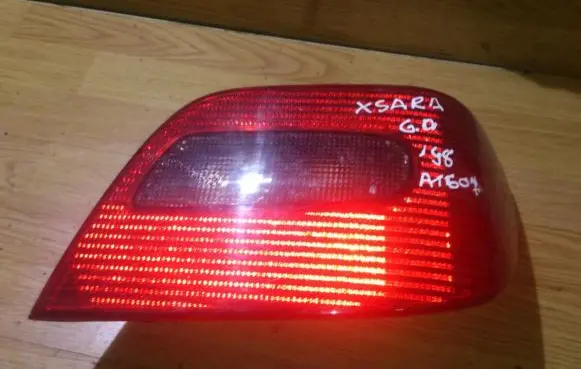 Citroen Xsara Rear/tail lights