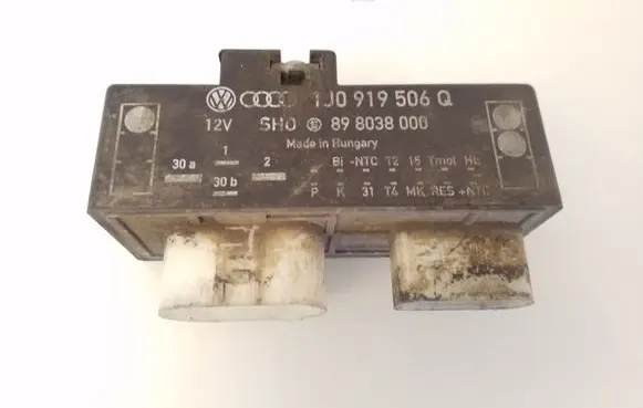 Volkswagen Golf IV Coolant fan relay 1J0919506Q 898038000