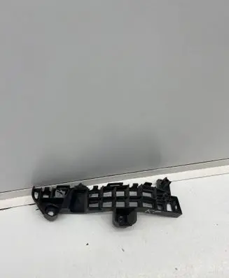 Suzuki Vitara (LY) Front bumper mounting bracket 7173254P0