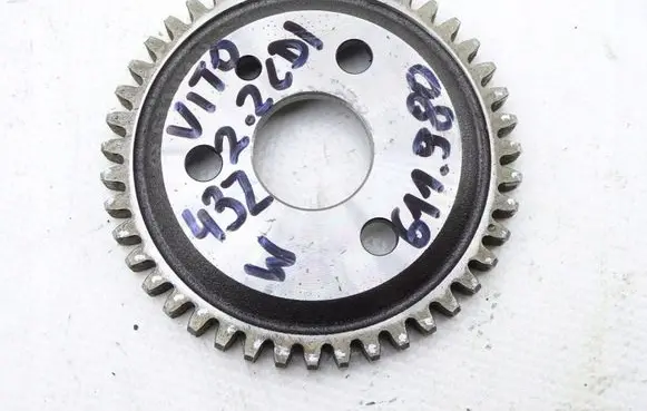 Mercedes-Benz Vito Viano W638 Camshaft pulley/ VANOS 61101D