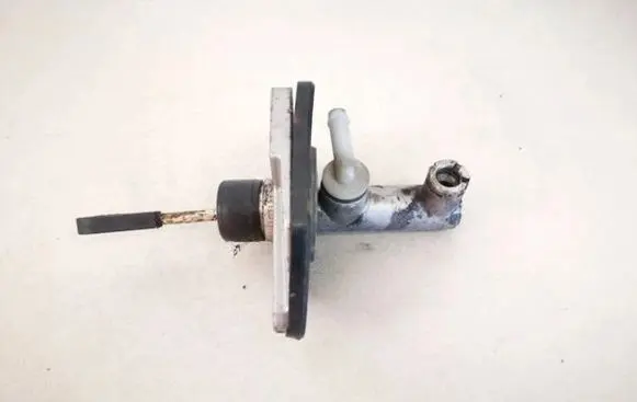 Clutch master cylinder