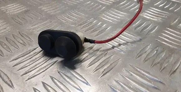 Toyota Land Cruiser (HDJ90) Front door sensor 