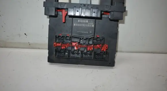 Volkswagen Touran I Comfort/convenience module 3C0937049L