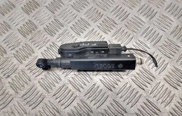 Volkswagen Phaeton Headlight washer spray nozzle 3D0955978B