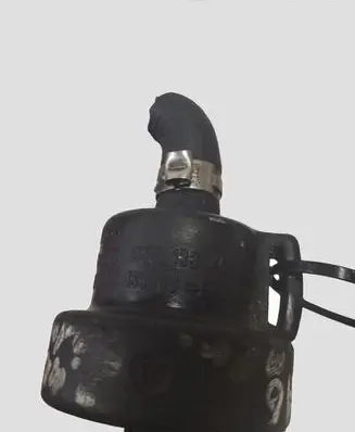 Audi A6 S6 C5 4B Valve vacuum 058133459