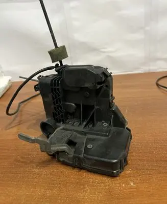 Mercedes-Benz C W203 Other interior part 2037300135 D1657