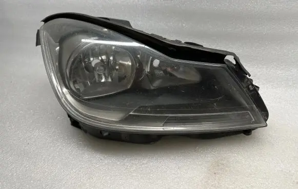 Mercedes-Benz C W204 Headlight/headlamp A2048209659 LE09A6219 030127020400