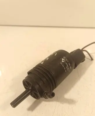 BMW 1 E81 E87 Windscreen/windshield washer pump 23537610 7199567