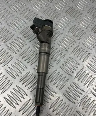BMW 7 E65 E66 Fuel injector 0445110122