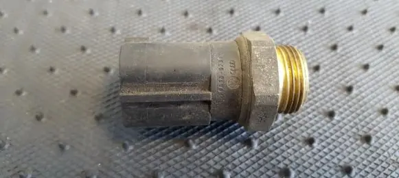 Volkswagen Cross Polo Coolant temperature sensor 1J0959481A