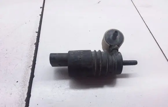 Audi A4 S4 B6 8E 8H Windscreen/windshield washer pump 1J6955651