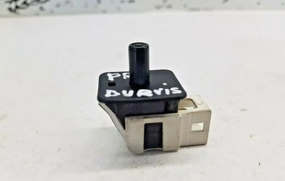Mercedes-Benz C AMG W203 Front door sensor 2028209410