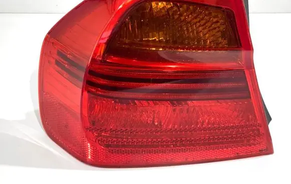 BMW 3 E90 E91 Rear/tail lights 6937457