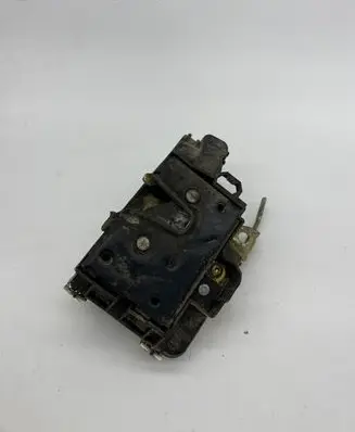 Volkswagen Caddy Front door lock 6K1837016A