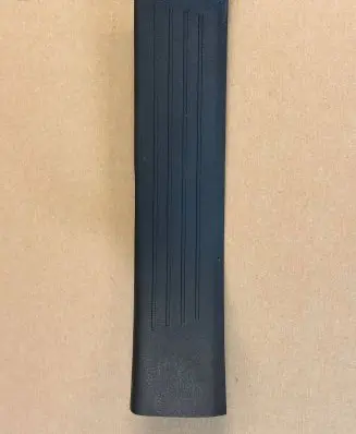 Foot area side trim