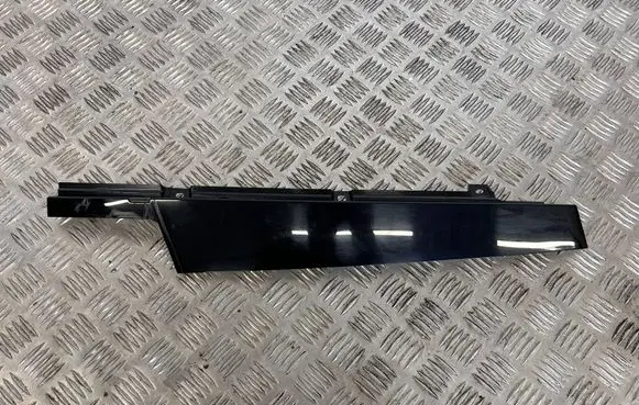 Volvo XC60 Other front door trim element 32216798